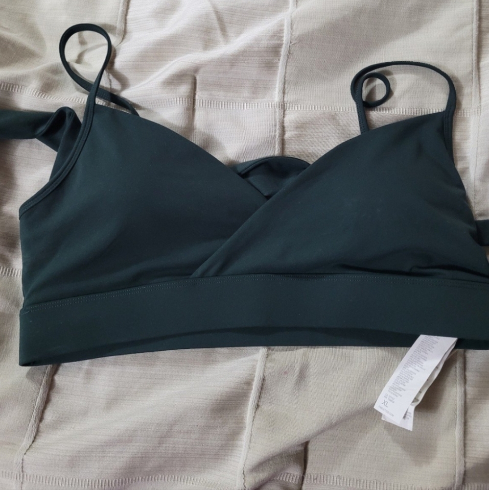 Sports Bra - Picture 4 of 5